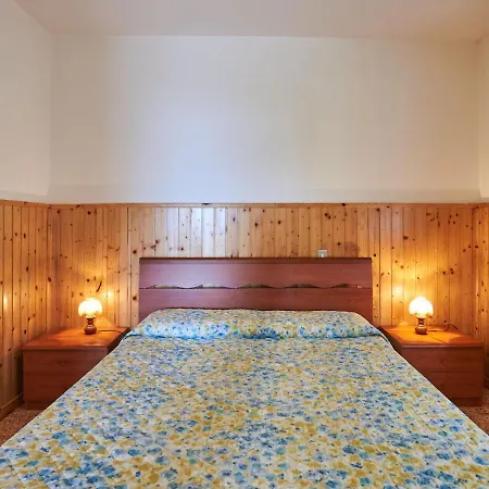 Marta - Gla161 By Interhome Apartamento *